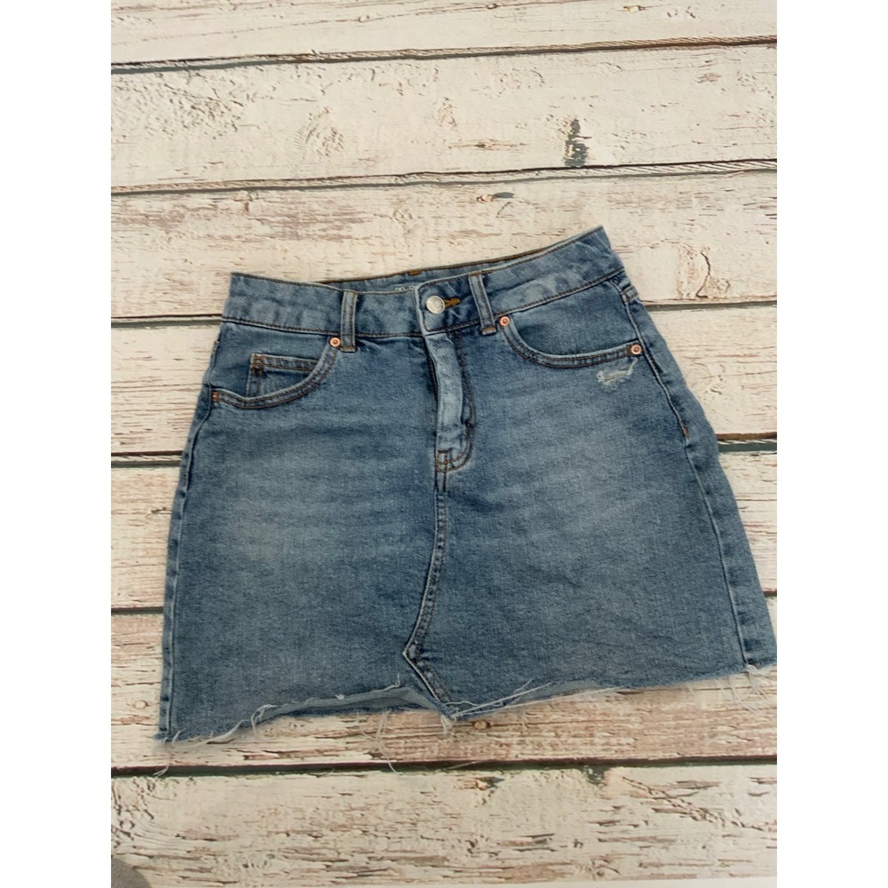 Wild Fable Womens Blue Denim Mini Skirt Raw Hem High Rise Size 2 Medium Wash